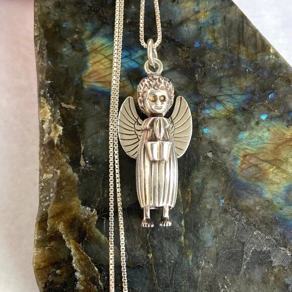 VTG Sterling Silver 925 Mexico Celia Harms Articulating Angel Pendant Necklace - Picture 12 of 16